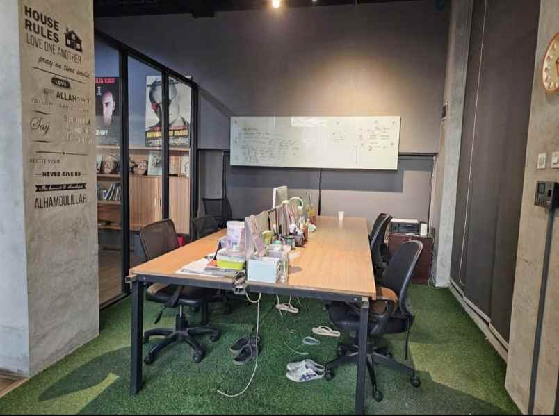 dijual ruko gudang kantor cialndak barat