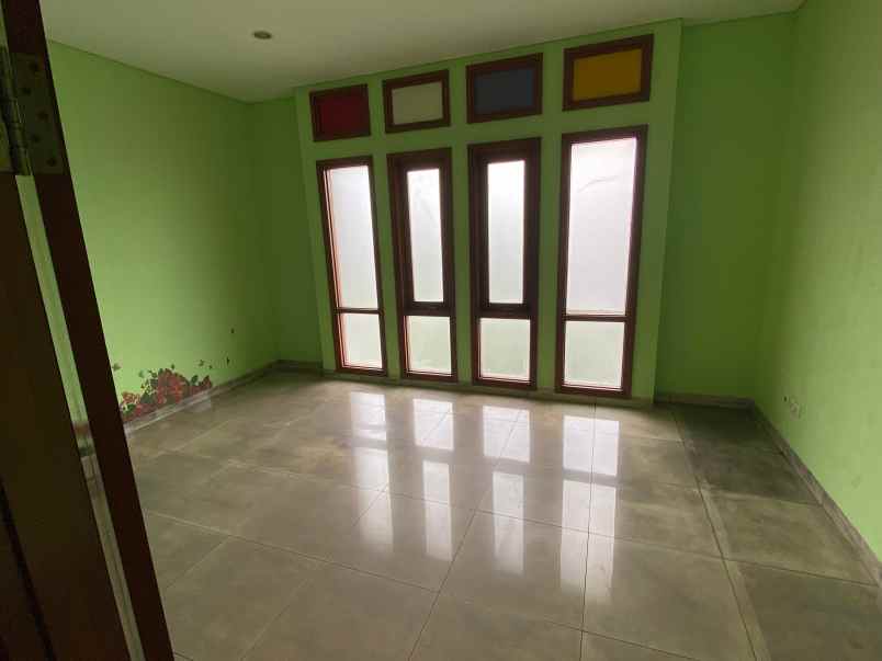 dijual ruko gudang kantor istana pasteur regency