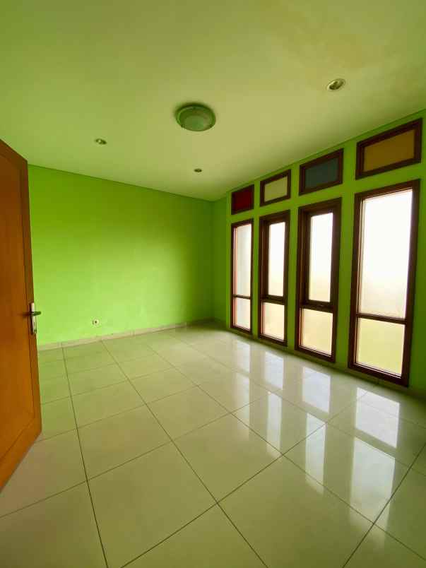 dijual ruko gudang kantor istana pasteur regency