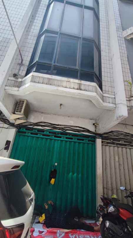 dijual ruko gudang kantor jalan kembang jepun