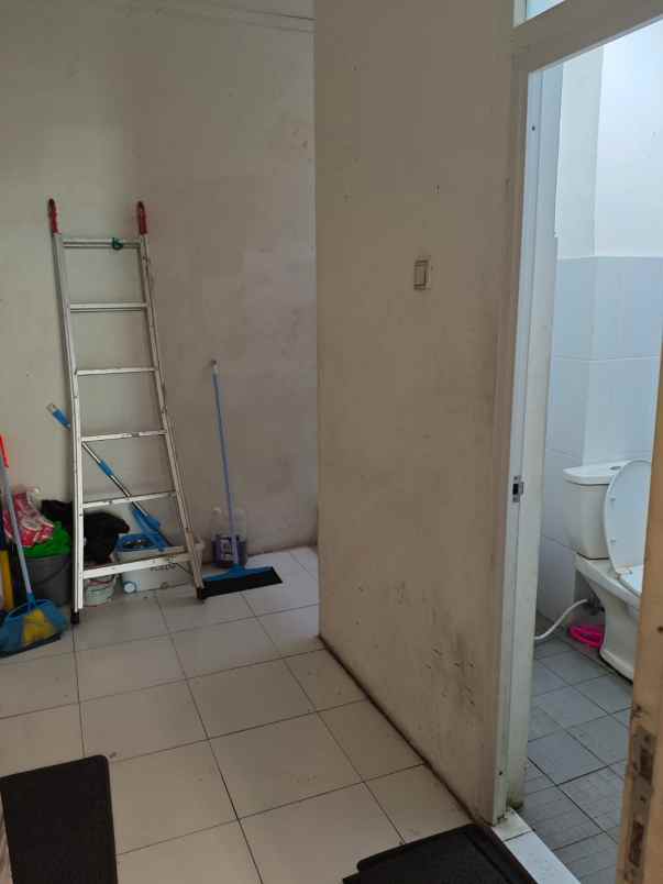 dijual ruko gudang kantor jl salemba senen
