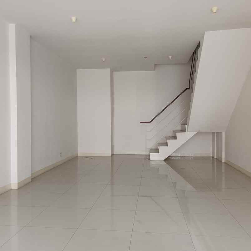dijual ruko gudang kantor komplek the oak tower jl