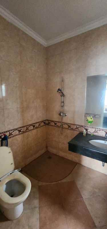 dijual ruko gudang kantor raffless hills cibubur