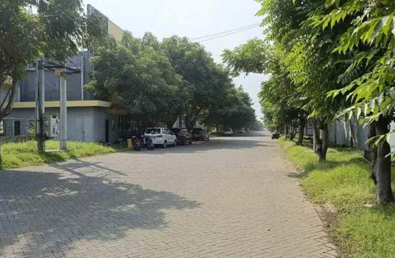 dijual ruko gudang kantor safe n lock rangkah kidul