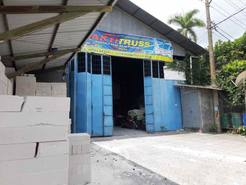 dijual ruko gudang kantor sardonoharjo ngaglik