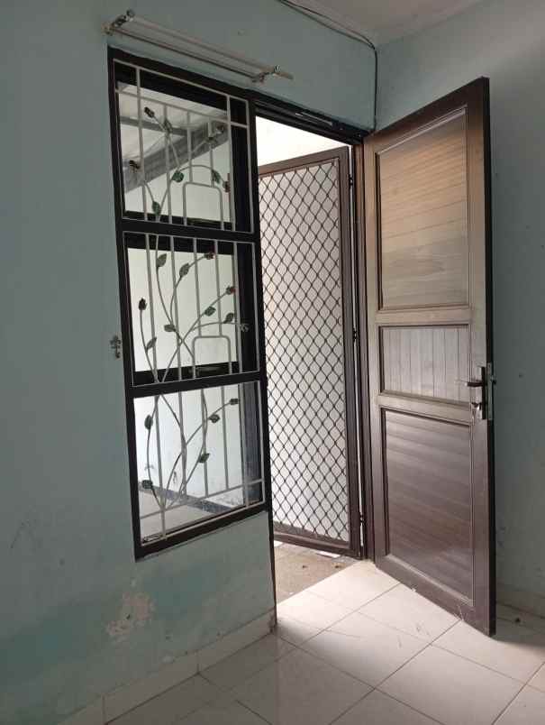 dijual ruko gudang kantor taman anyelir 3 jl raya