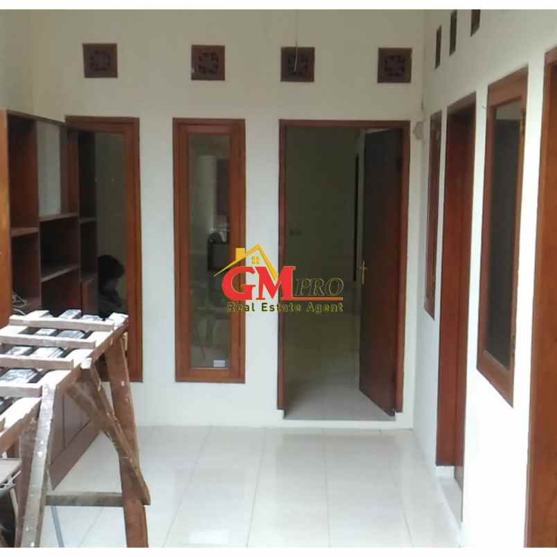 dijual rumah 1 5 lantai di turangga kota bandung