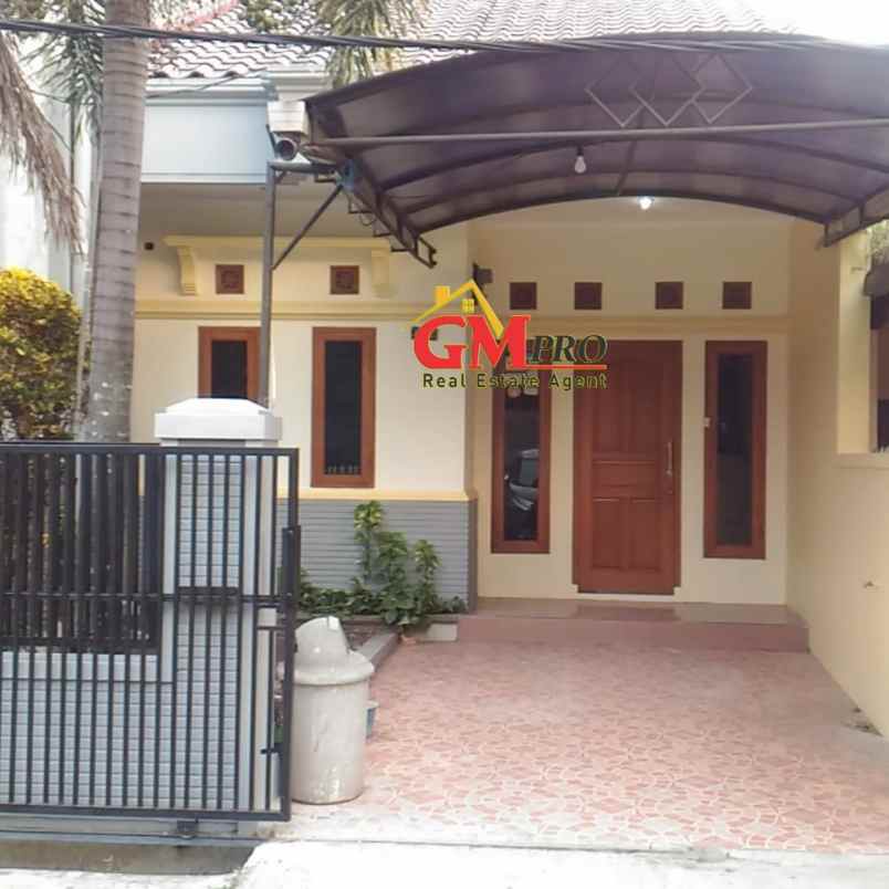 dijual rumah 1 5 lantai di turangga kota bandung