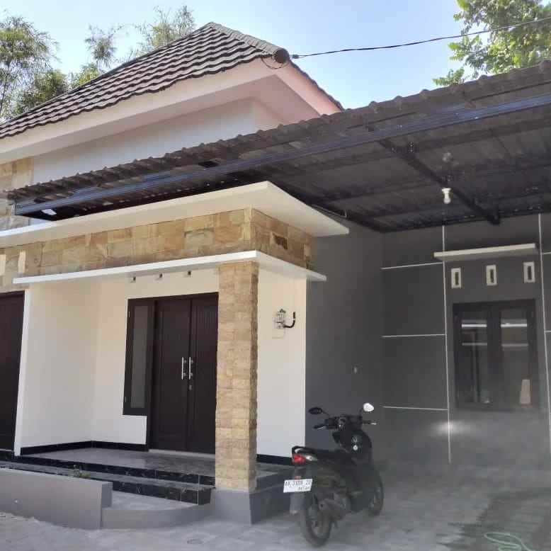 dijual rumah 1 km ke sd model