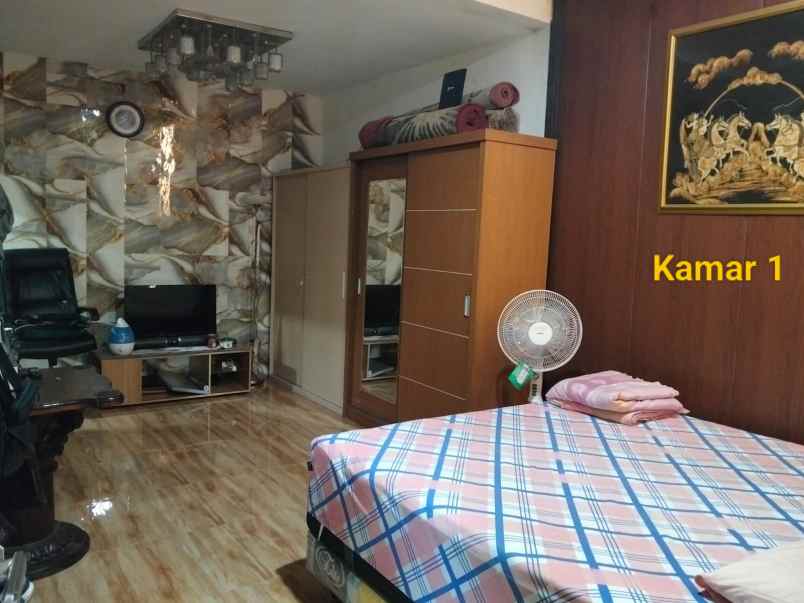dijual rumah 1500000000