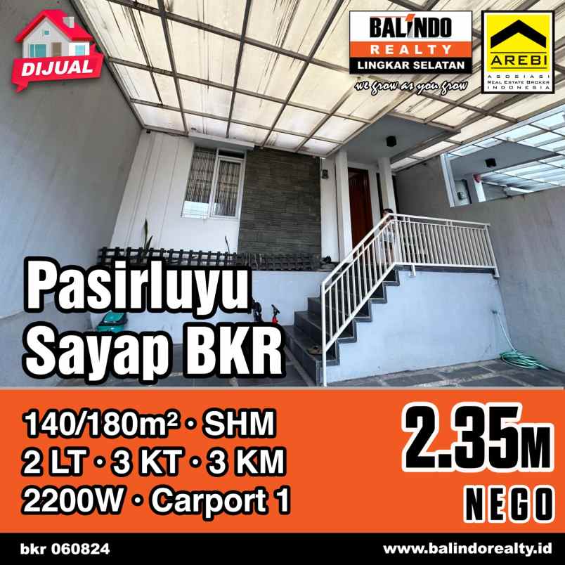 dijual rumah 2 lantai bagus di sayap bkr