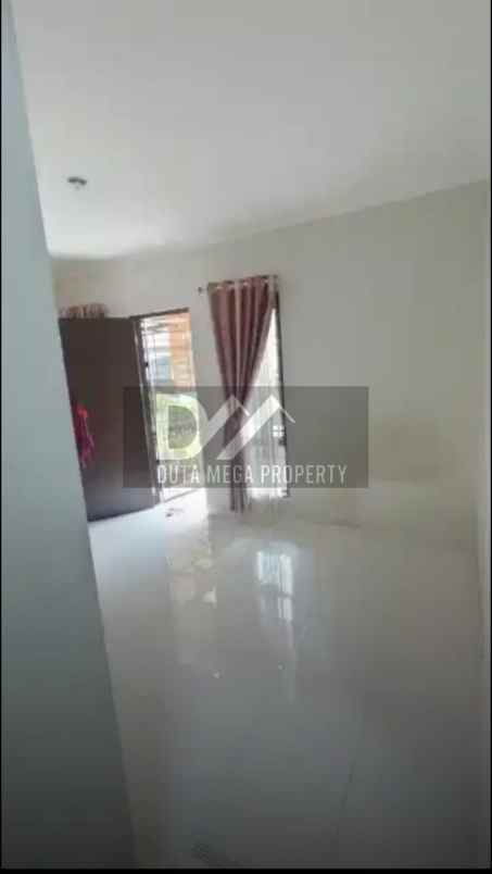 dijual rumah 2 lantai murah di graha raya bintaro