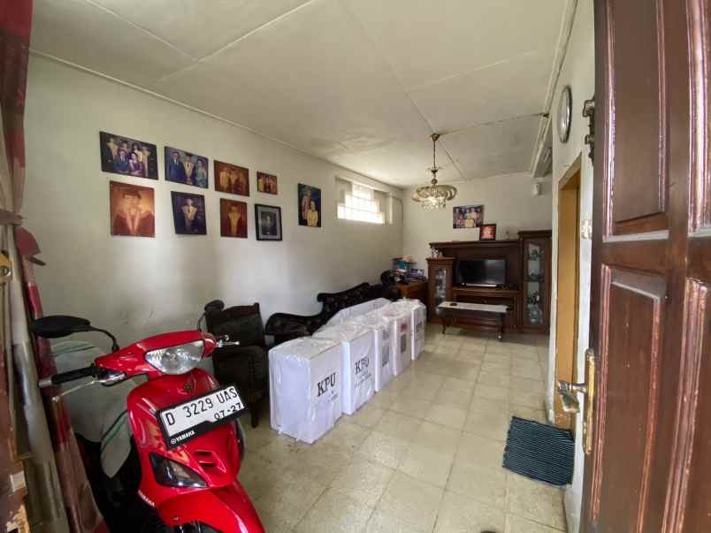 dijual rumah a h nasution