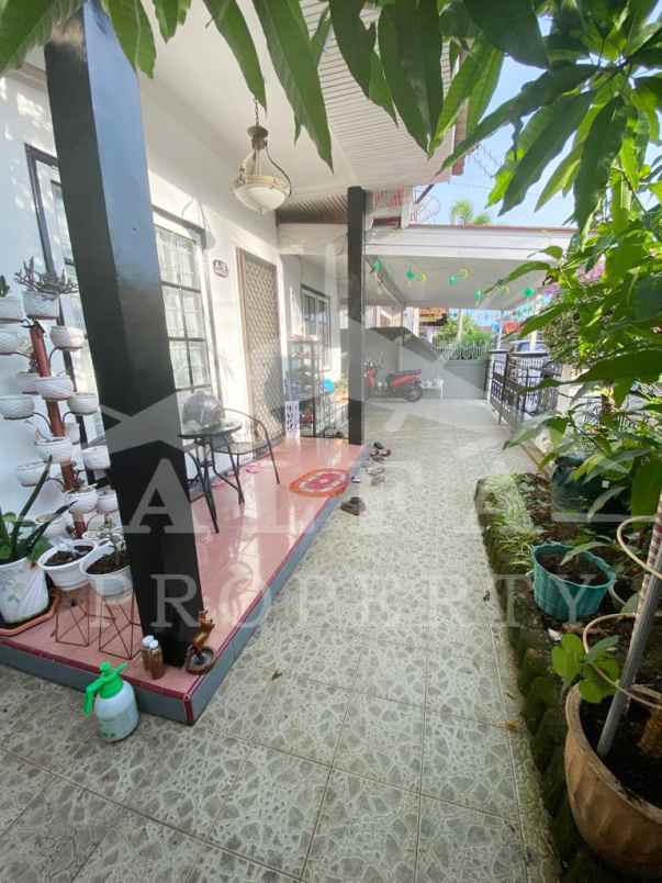 dijual rumah alex griya permai kota pontianak