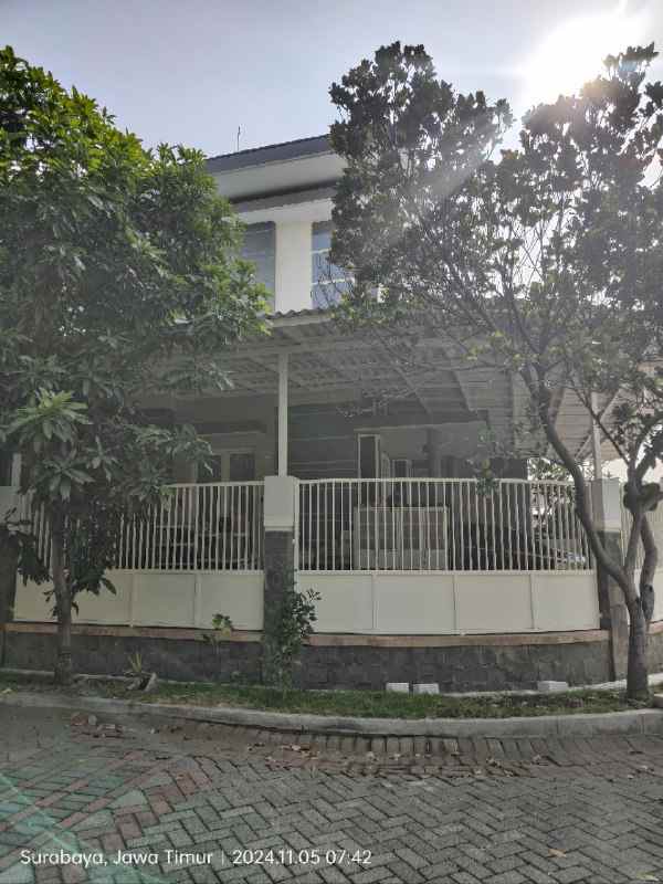 dijual rumah araya 2