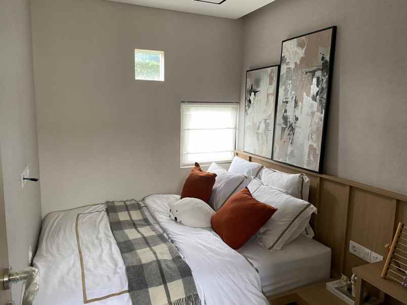 dijual rumah araya malang