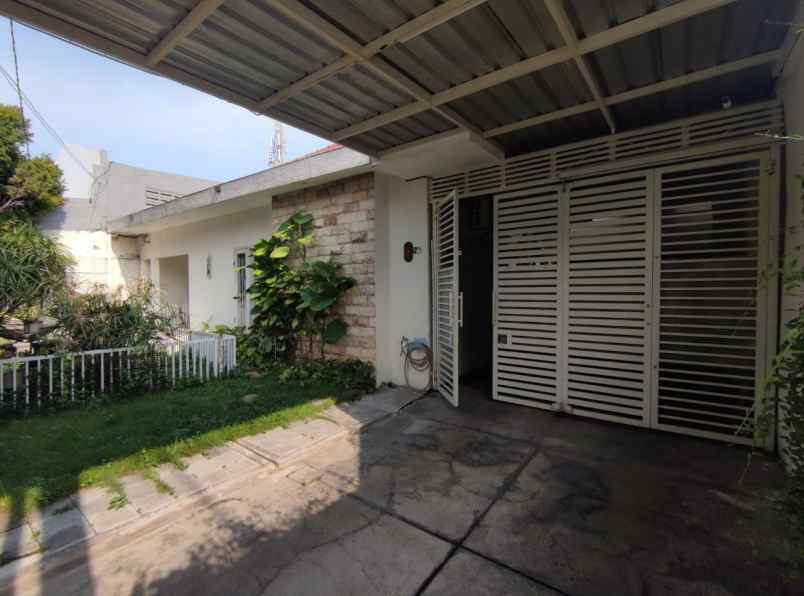 dijual rumah asemrowo surabaya