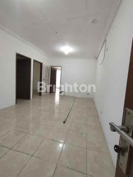 dijual rumah babatan pantai