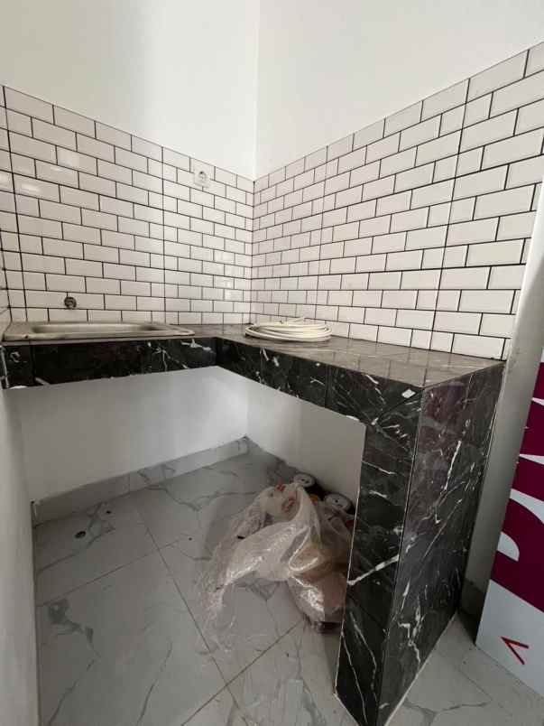 dijual rumah batu ampar condet