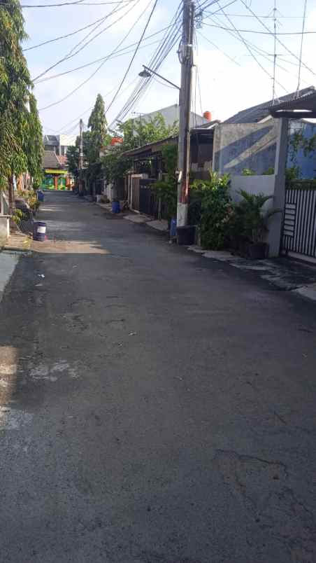 dijual rumah bintang metropole