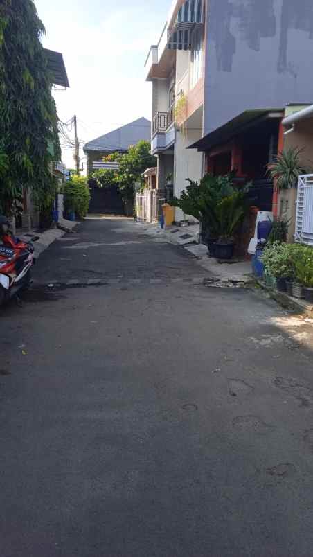 dijual rumah bintang metropole