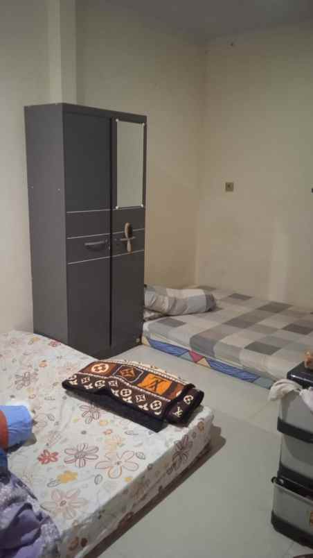 dijual rumah bintang metropole