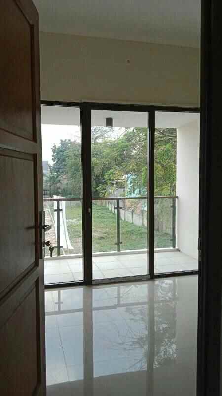 dijual rumah bintaro