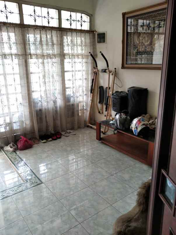 dijual rumah bintaro