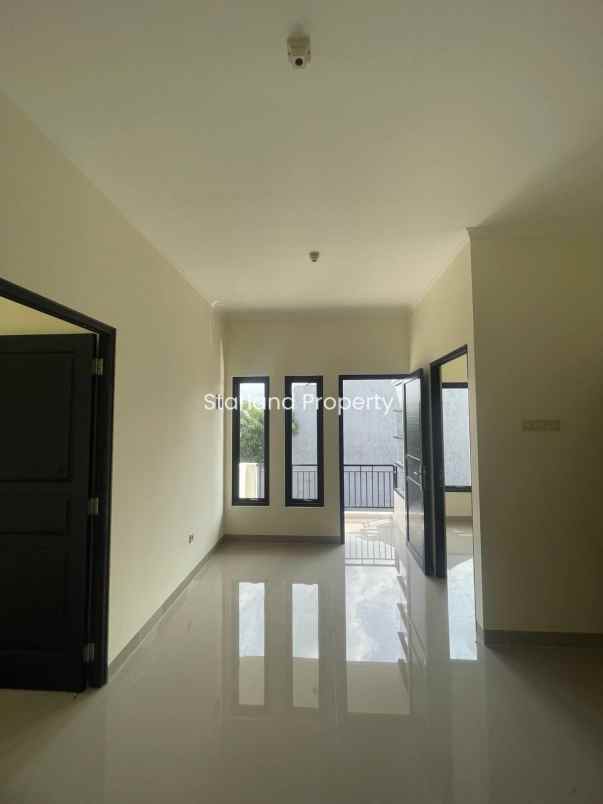 dijual rumah bintaro