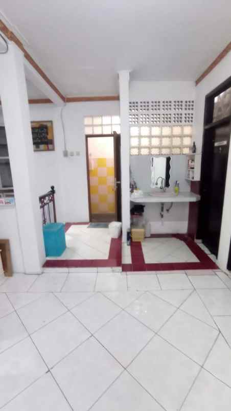dijual rumah bintaro
