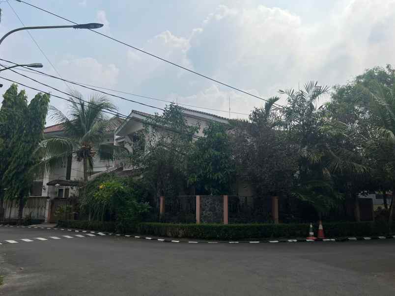 dijual rumah bintaro jaya sektor 3 jl