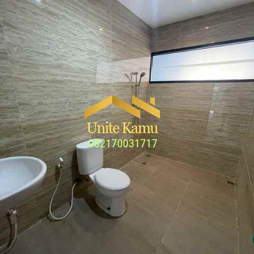 dijual rumah bintaro jaya sektor 9