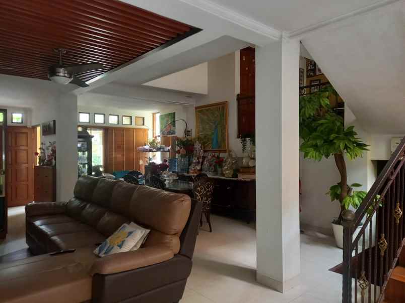 dijual rumah bintaro sektor 3a