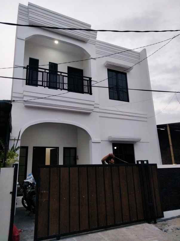 dijual rumah bintaro x chang