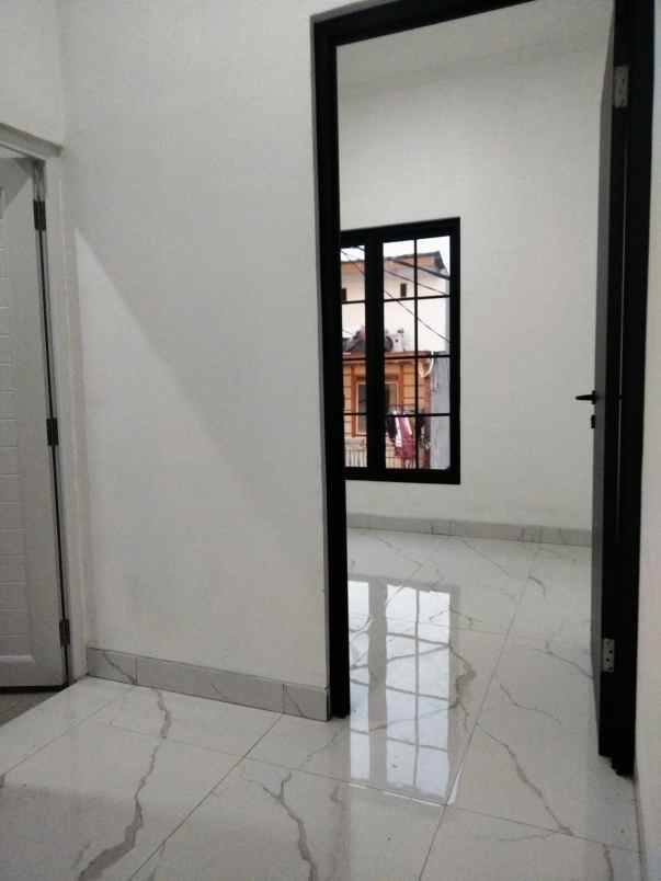 dijual rumah bintaro x chang