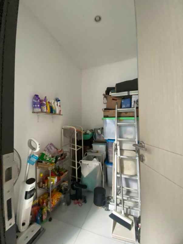 dijual rumah bojongsari depok