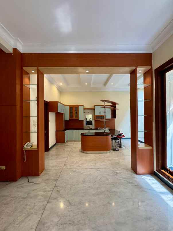 dijual rumah bukit gading mediterania