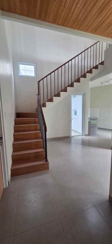 dijual rumah bukit golf riverside cibubur