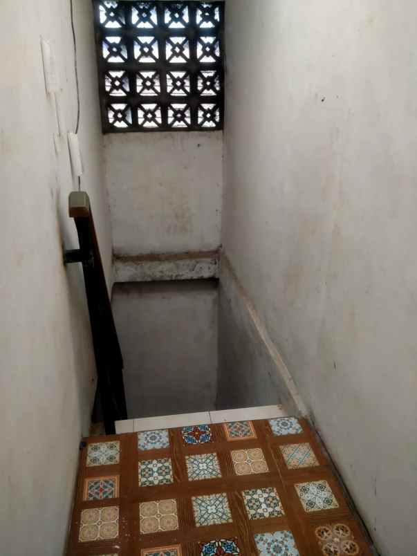 dijual rumah bumi panyawangan