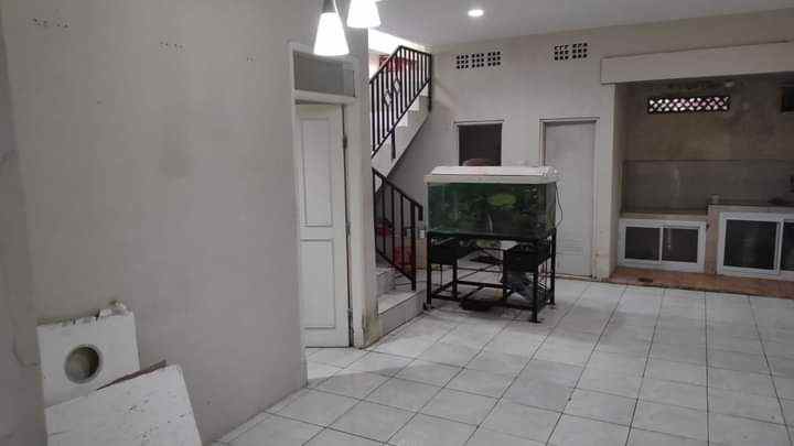 dijual rumah caringin