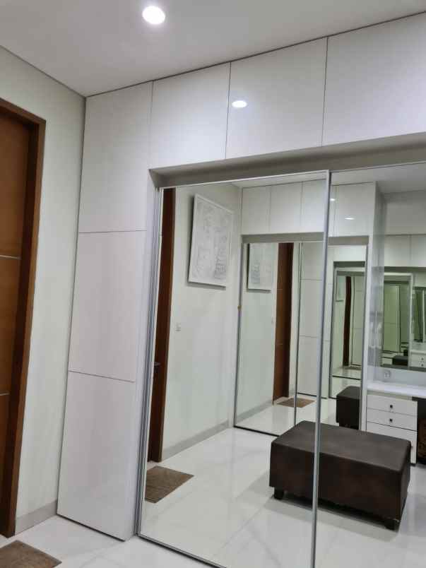 dijual rumah cempaka putih timur