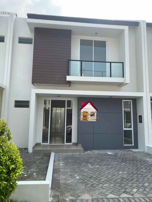 dijual rumah central park juanda