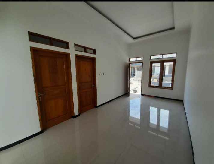 dijual rumah ciborerang katapang