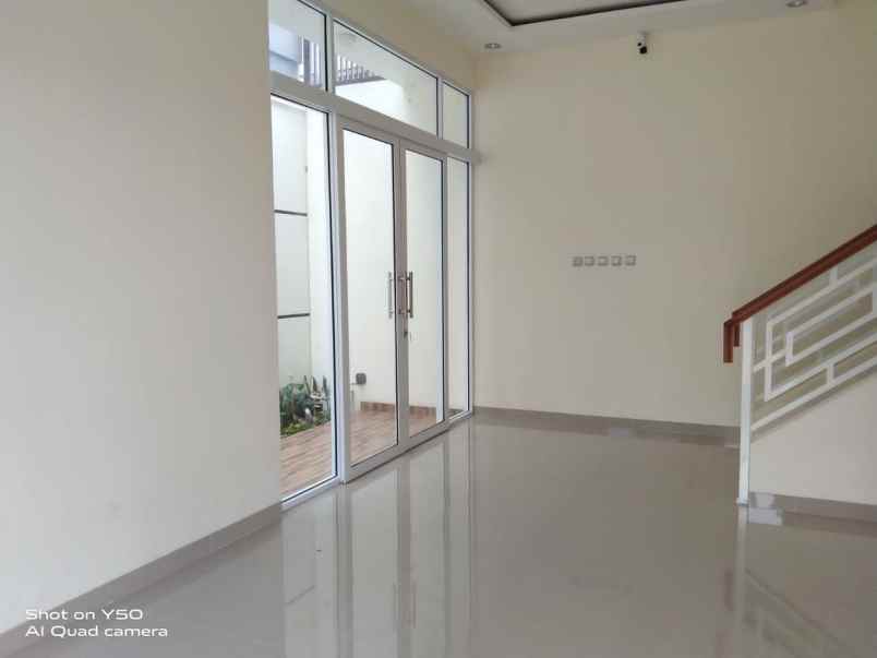 dijual rumah cibubur ciracas