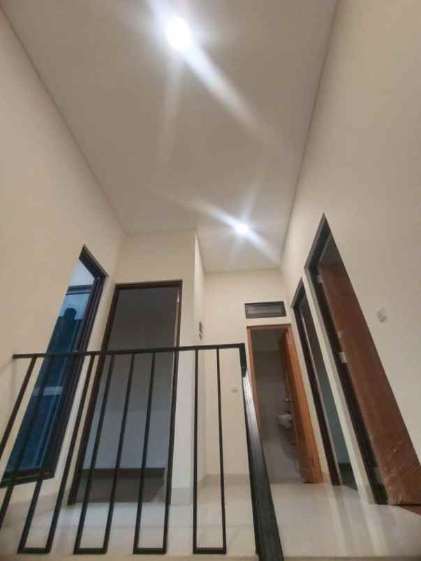 dijual rumah cimanggis depok