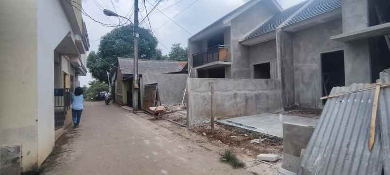 dijual rumah cimuning