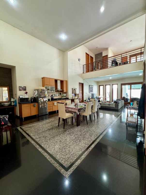 dijual rumah cinere estate blok a