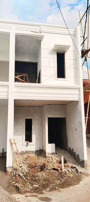 dijual rumah ciracas