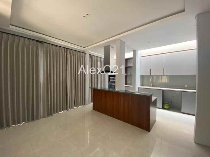 dijual rumah cireundeu