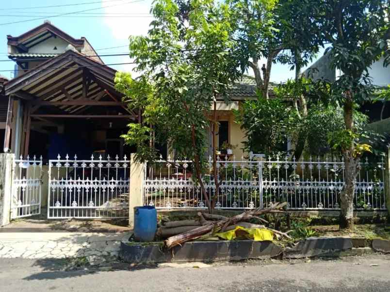 dijual rumah citeureup